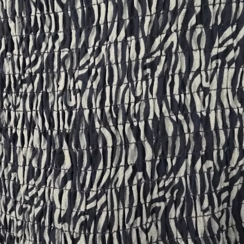 Simply Southern Smocked Long Sleeve Tiered Dress Blue Print Size Large Like New - Picture 3 of 9